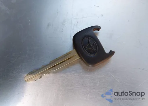 2001 Toyota Tundra Sr5 from USA, damaged, VIN 5TBRN34171S139773